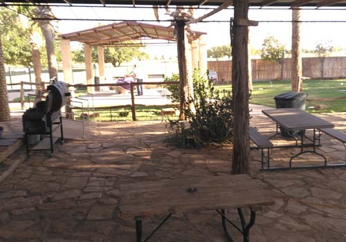 Great way to spend time eating food with friends